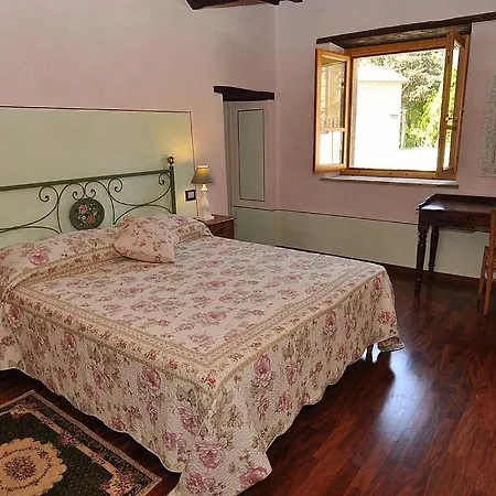 Sleeps 4 Pool Wifi Morra