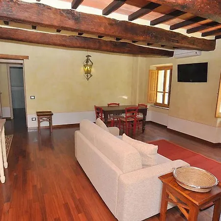 Sleeps 4 Pool Wifi Villa
